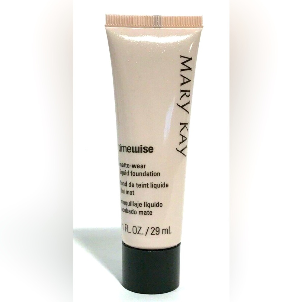 Mary Kay TimeWise MATTE Wear Liquid Foundation Ivory 2 NIB